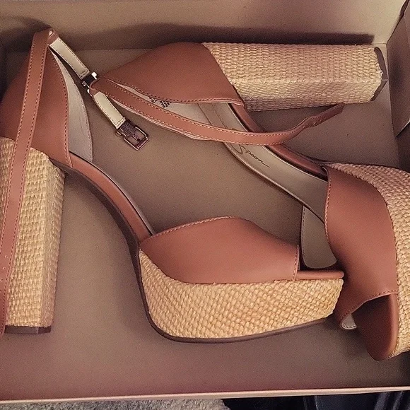 NWB Jessica Simpson Ginger Cookie Juba Calf Pisila Sandals Size 11M - Picture 2 of 6